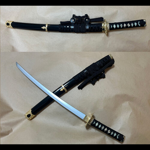 竹光模造刀 黒金小太刀 -軽量竹光仕様（小）黒漆目鞘をベースに金金具で留めた高級感のある太刀（小太刀版）