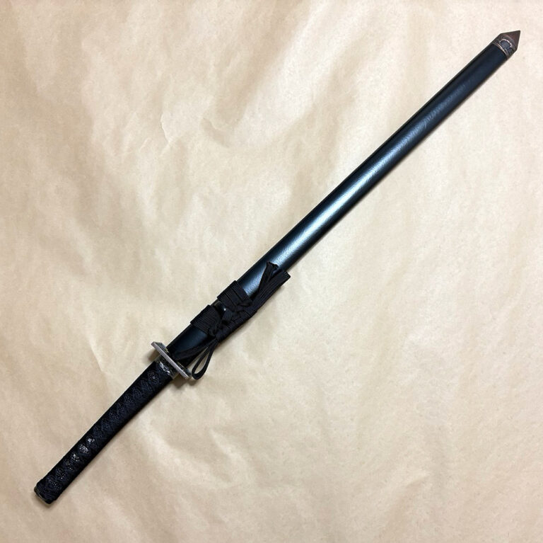 竹光刀 忍者刀(中)違い 拵え|忍者柄・尖がり鐺(錆焦茶風)・軽量竹光拵え・殺陣練習・撮影小道具・本格時代劇小道具